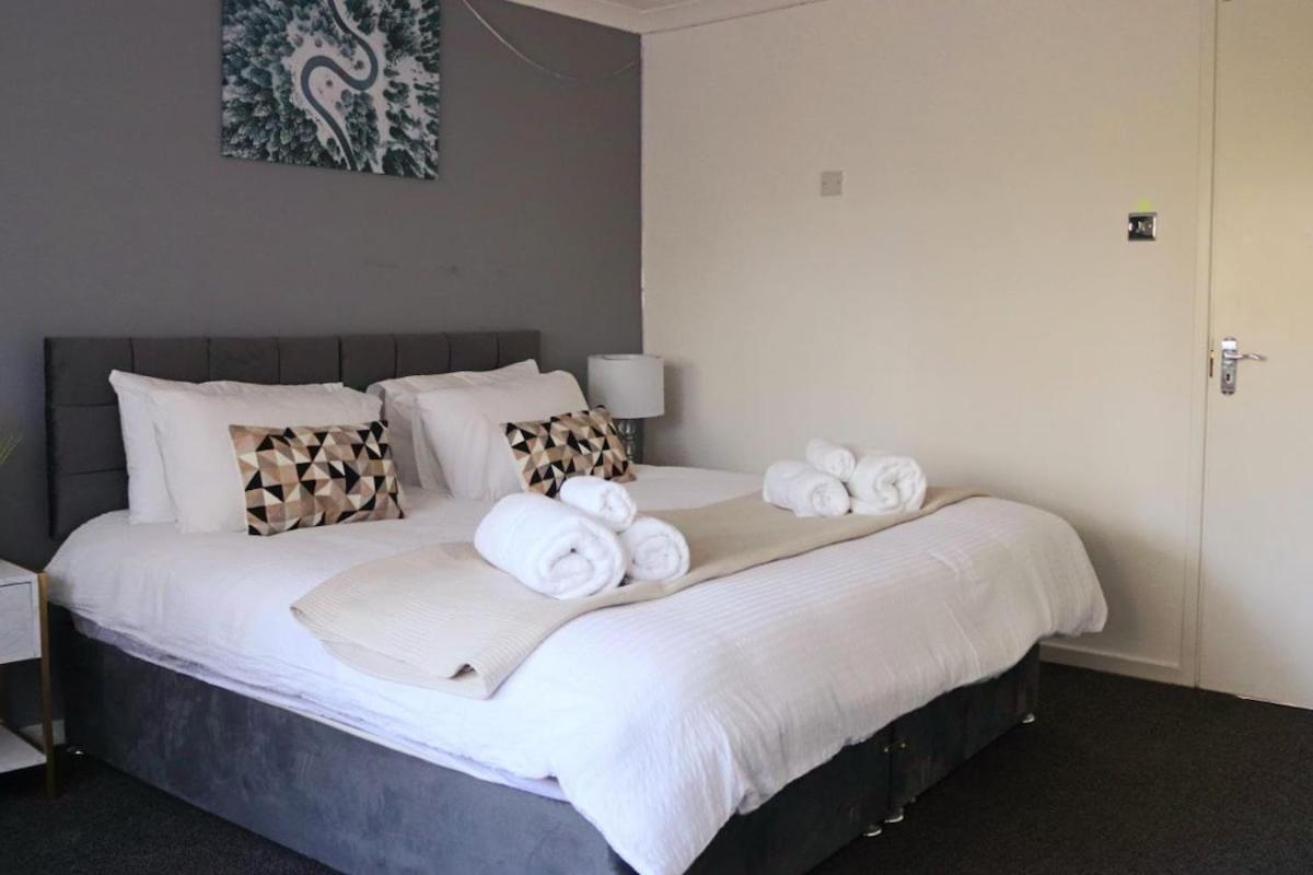 Apartment The Randolph Cosy 3br Close To Shops *